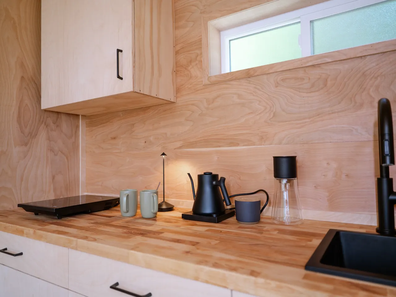 Kitchen appliances in an OGC 200