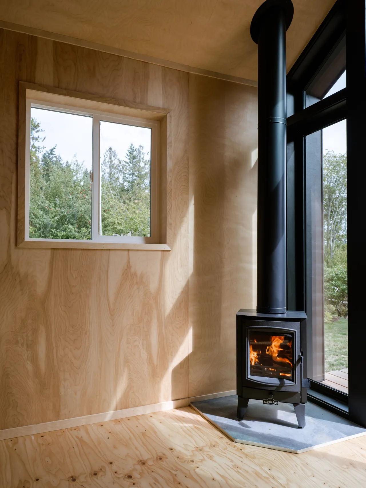 Wood stove in an OGC 200